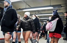 No Pants Subway Ride: ексхибиционизъм или изкуство