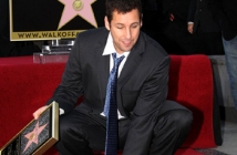 Адам Сандлър със звезда на Алеята на славата в Холивуд