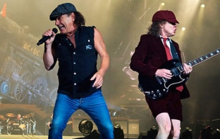 AC/DC издават нов концертен CD/DVD албум тази пролет