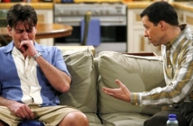 Официално: Warner Bros. уволни Чарли Шийн от Two and a Half Men, той прави свое ТВ шоу