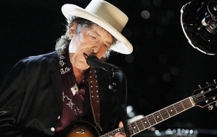 Позволиха на Боб Дилън да свири в Китай