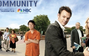 NBC продължи сериала Community с Чеви Чейс с още един сезон