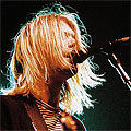 Courtney Love май намери купувач за песните на Nirvana