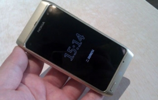 Нов Symbian смартфон от Nokia T7-00 Нов Symbian смартфон от Nokia T7-00