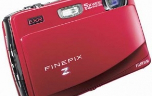 Фотоапарат за лятото от Fujifilm FinePix Z900EXR