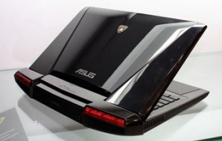 Спортен лаптоп от ASUS Lamborghini VX7