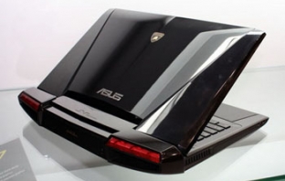 Спортен лаптоп от ASUS Lamborghini VX7 Спортен лаптоп от ASUS Lamborghini VX7
