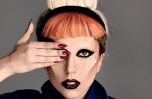 Lady Gaga стъпи с единия крак в рока с The Edge of Glory (Аудио)