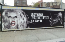 Born This Way на Lady Gaga стана платинен в САЩ за седмица
