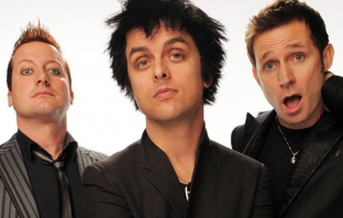 Green Day работят по нов албум