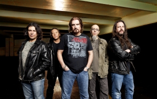 Dream Theater издават A Dramatic Turn of Events на 13 септември