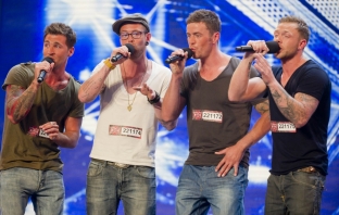 78-годишен пенсионер се готви за голямата звезда на X Factor 78-годишен пенсионер се готви за голямата звезда на X Factor