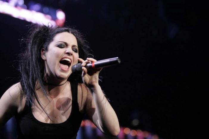 Новият албум на Evanescence излиза през октомври