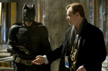 The Dark Knight Rises с дебютен постер, снимат Батман в Румъния