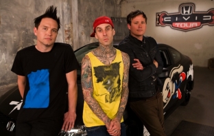 Blink-182 се завръщат с Neighborhoods през септември