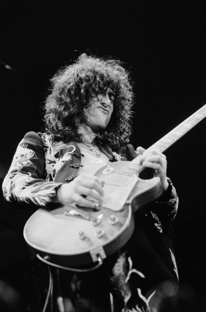 Джими Пейдж (екс- Led Zeppelin) отхвърли Twitter, пусна собствен сайт