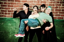Венис Бийч от птичи поглед в новия клип на Red Hot Chili Peppers (Видео)