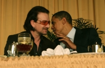 Bono натрупа 1 милиард долара благодарение на Facebook
