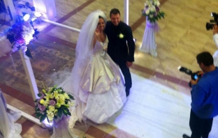 Николета Лозанова и Валери Божинов се ожениха на пищна церемония в Правец