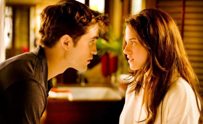 Чуй хита A Thousand Years на Christina Perri от саундтрака на The Twilight Saga: Breaking Down Part 1!