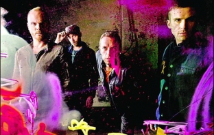 Coldplay: Никога не бихме участвали в The X Factor, затова пък се подложихме на хипноза Coldplay: Никога не бихме участвали в The X Factor, затова пък се подложихме на хипноза