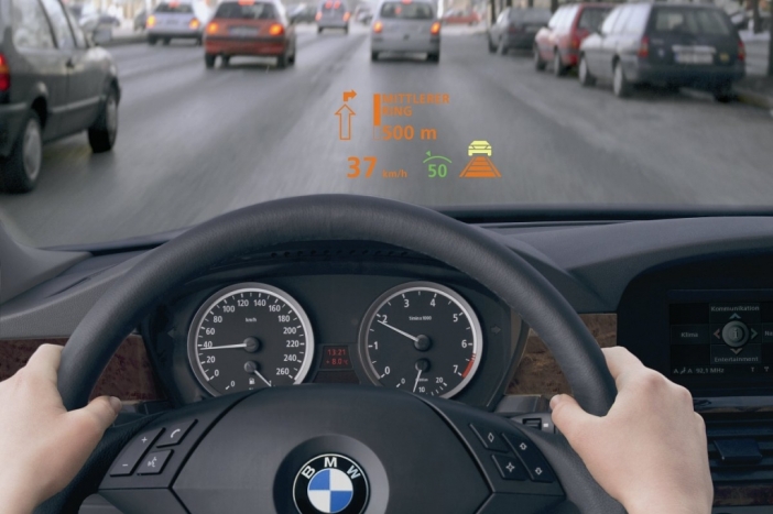 BMW представя автомобилни дисплеи от бъдещето