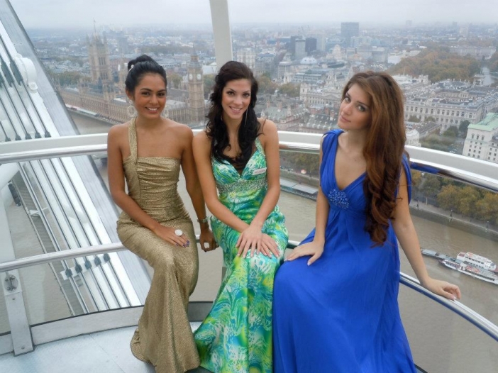 В Лондон избират "Мис Свят 2011", красотата на България е в лицето на Ваня Пенева