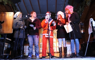 Jingle Bells! Music Space TV събра стотици на Немския коледен базар в София