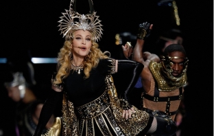 Super Bowl 2012 с Мадона вече е история! Виж видео!