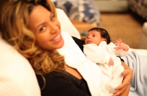 Ексклузивно: виж първите снимки на дъщеричката на Beyonce и Jay-Z - Blue Ivy!