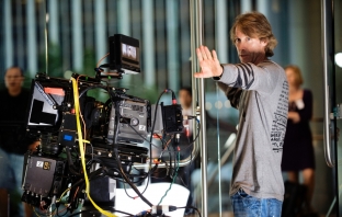 Майкъл Бей ще снима Transformers 4, филмът излиза през юни 2014 г. Майкъл Бей ще снима Transformers 4, филмът излиза през юни 2014 г.