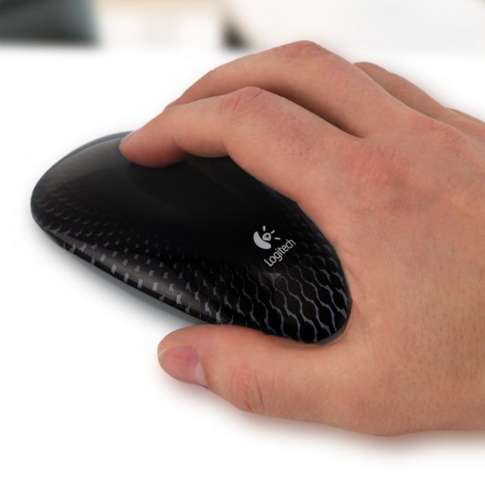 Logitech Touch Mouse M600 - елегантна, сензорна и просто гениална