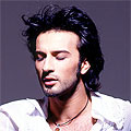 Tarkan пристига в София, гостува на Слави Трифонов