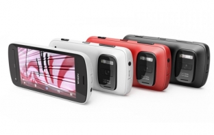 Nokia 808 PureView влиза в магазините