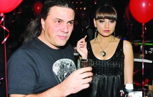 Наско от БТР ще се жени за сръбската си приятелка Ивана, иска сватба с поне 500 души