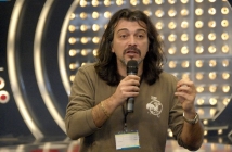 Популярен актьор, лице на bTV, сменя Маги Халваджиян в "България търси талант"