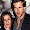 Alanis Morissette и Ryan Reynolds свалиха годежните пръстени