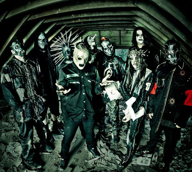 Slipknot издават best-of компилация с концертно DVD през юли