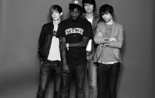 Bloc Party изсвириха седем нови парчета по време на шоу в Глазгоу на 19 юни