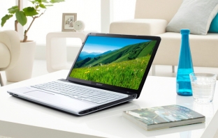 Лаптопът Sony Vaio E15 - едновременно стилен и мейнстрийм Лаптопът Sony Vaio E15 - едновременно стилен и мейнстрийм