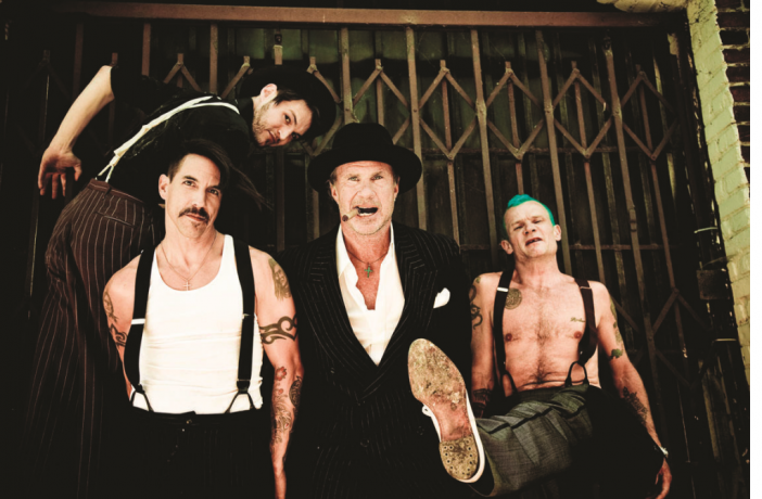 Концертът на Red Hot Chili Peppers се мести в "Арена Армеец"