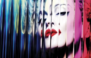 Мадона се изказа в защита на свастиката от тур видеото си