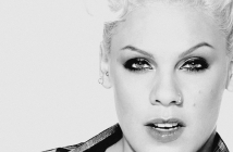 P!nk с нов видеоклип във френски стил. Виж Blow me (One Last Kiss) тук!