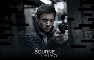 The Bourne Legacy приземи The Dark Knight Rises, гарантира бъдещето на шпионската сага