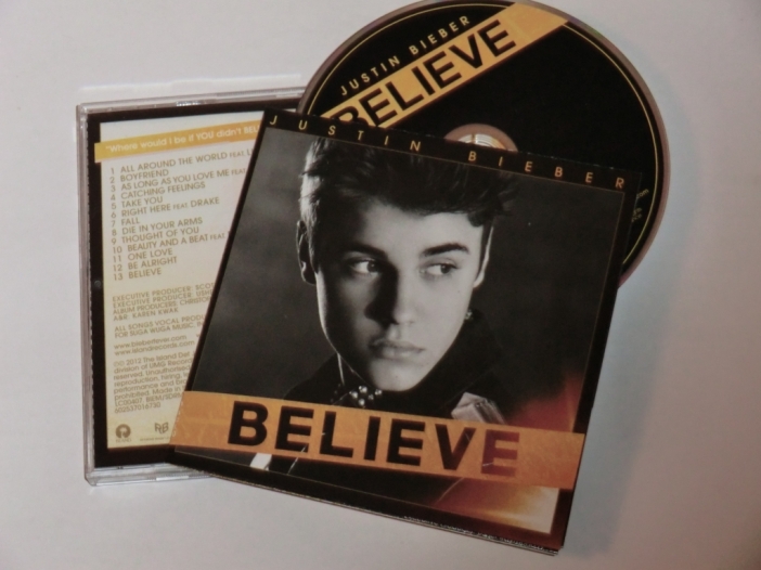Спечели албума Believe на Justin Bieber с Avtora.com!