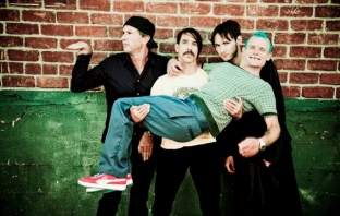 Red Hot Chili Peppers не харесаха нито една от 15-те БГ банди за съпорт в София