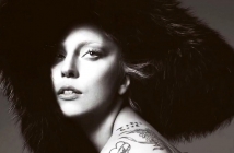 PETA обяви Lady Gaga и Риана за "изроди"