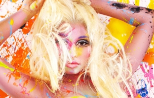 Спечели албума Pink Friday: Roman Reloaded на Nicki Minaj с Avtora.com!