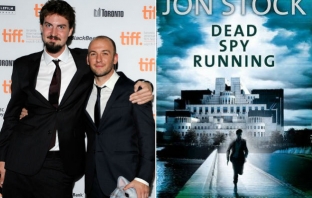 Режисьорът и сценаристът на You're Next с филмова адаптация на романа Dead Spy Running