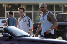 Pain and Gain с Дуен Джонсън и Марк Уолбърг излиза през април 2013 г.